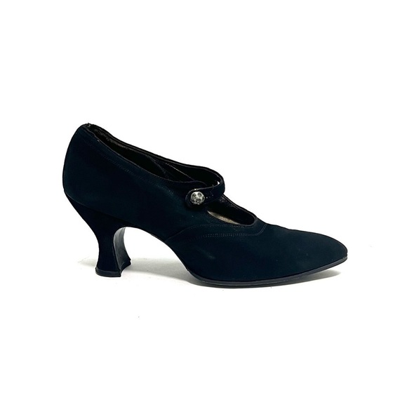 Vintage 1940s black suede pointed toe rhinestone button Mary Jane heels